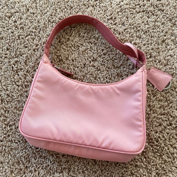 prada re edition - Picture 4 of 11